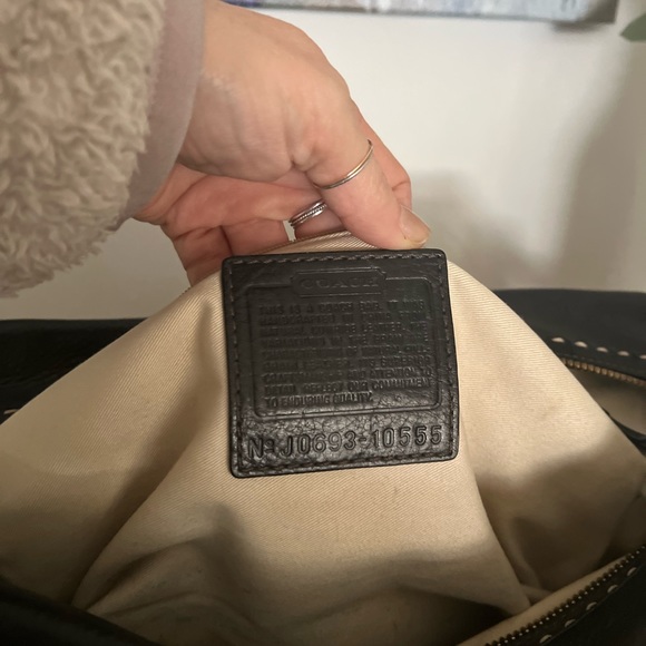 Coach Satchell - Picture 6 of 13